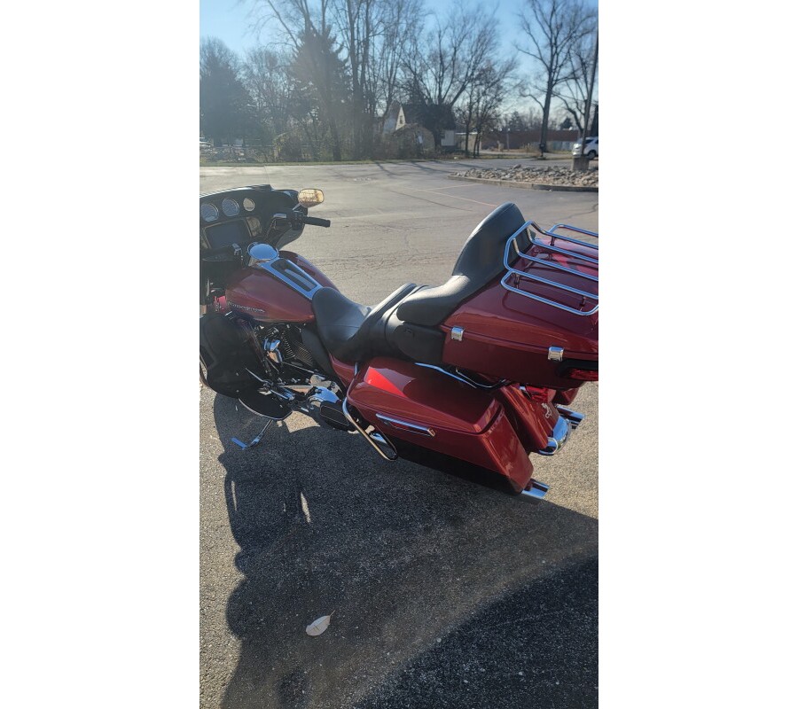 2019 Harley-Davidson Ultra Limited Wicked Red/Twisted Cherry