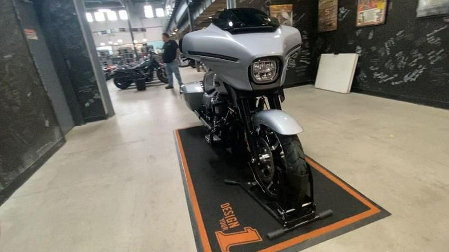 2024 Harley-Davidson® FLHX - Street Glide®