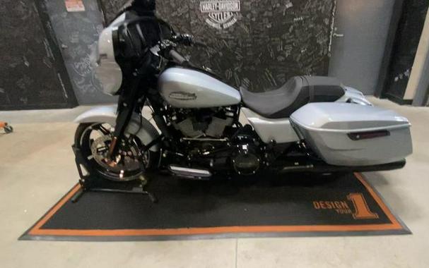 2024 Harley-Davidson® FLHX - Street Glide®