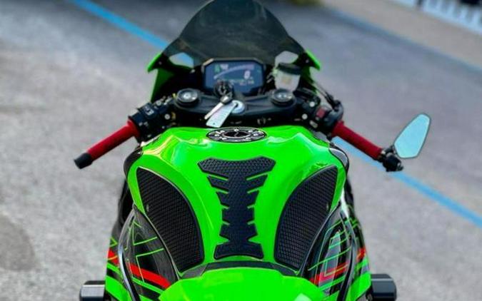 2024 Kawasaki Ninja® ZX™-6R KRT Edition