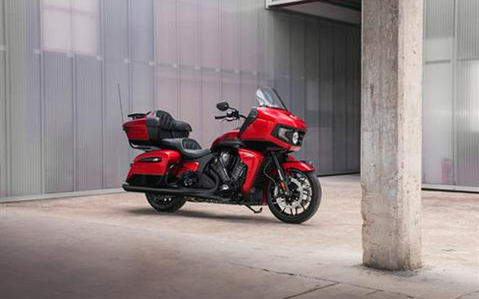 2022 Indian Motorcycle Pursuit® Dark Horse® with Premium Package