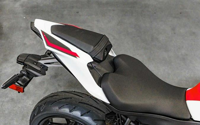 2026 Yamaha YZF R7 70Th Anniversary Edition