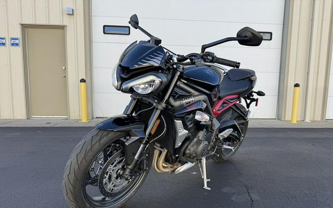 2022 Triumph Street Triple R Low Sapphire Black R