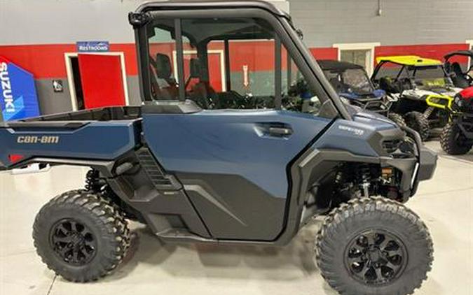 2026 Can-Am Defender XT CAB HD11