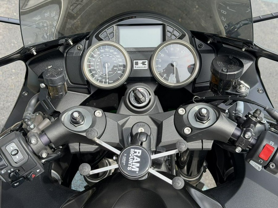 2023 Kawasaki Ninja® ZX™-14R ABS