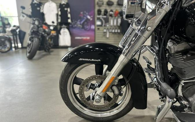 2012 Harley-Davidson® FLD - Dyna® Switchback™