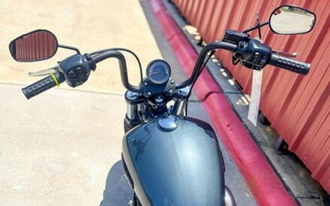 2025 Harley-Davidson® Street Bob® FXBB Iron Horse Metallic w/Cast Wheels
