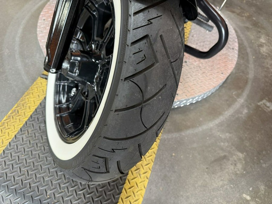 2020 Indian Scout Bobber ABS Thunder Black