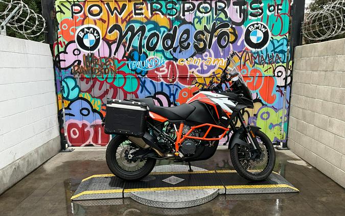 2020 KTM 1290 SUPER ADVENTURE
