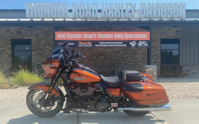 2023 Harley-Davidson CVO™ Street Glide Whiskey Neat w/Raven Metallic