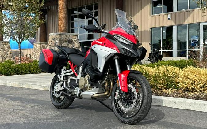 2024 Ducati Multistrada V4 S Travel & Radar Red