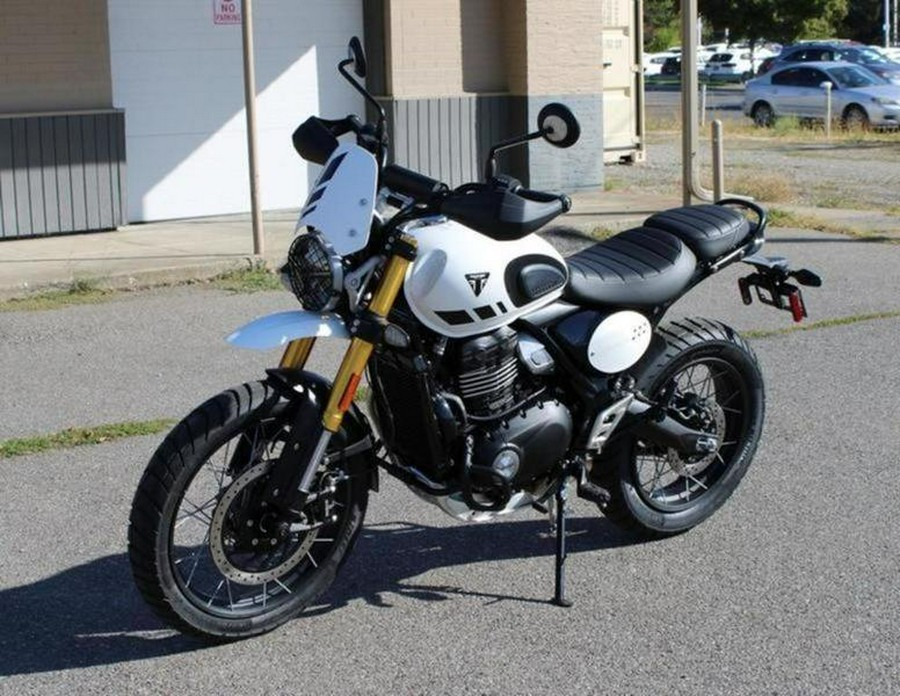 2026 Triumph Scrambler 400 XC Vanilla White