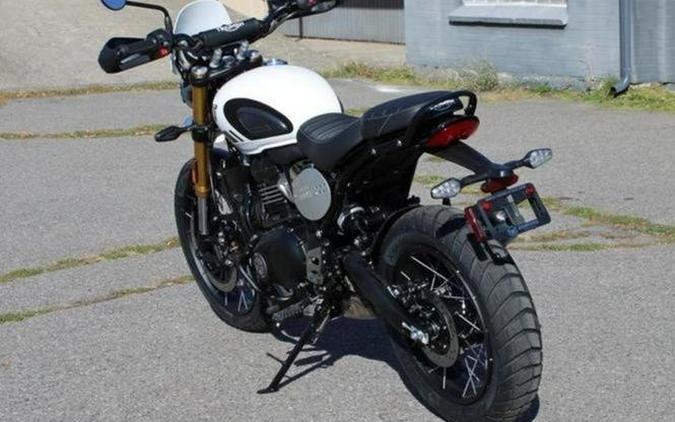 2026 Triumph Scrambler 400 XC Vanilla White