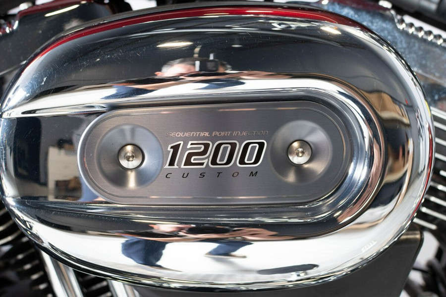2017 Harley-Davidson Sportster 1200 Custom