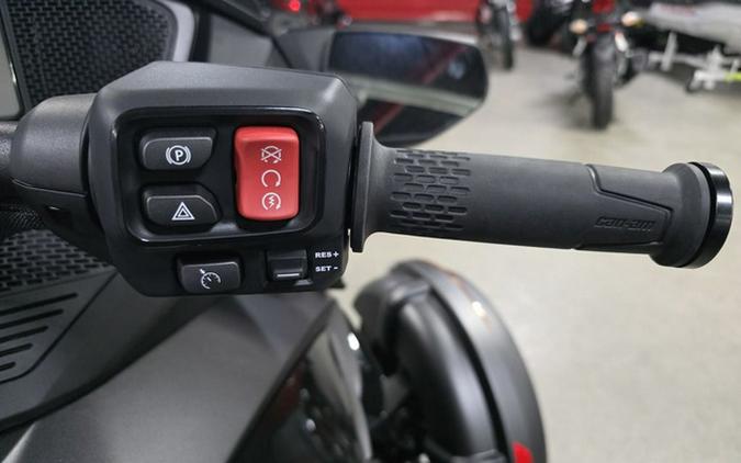 2026 Can-Am Spyder RT Limited Dark