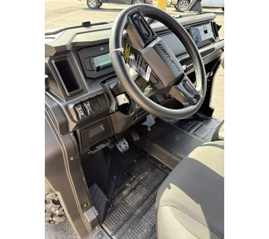 2026 Can-Am Defender XT HD11