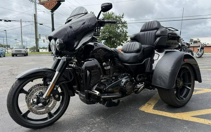 2021 Harley-Davidson® FLHTCUTGSE - CVO™ Tri Glide®