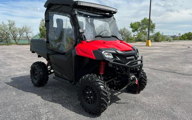 2023 Honda Pioneer 700 Deluxe