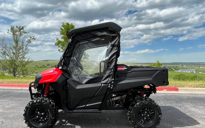 2023 Honda Pioneer 700 Deluxe