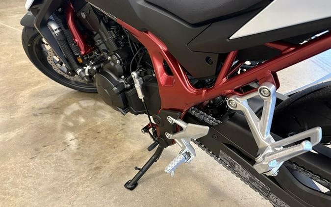 2025 Honda CB750 Hornet