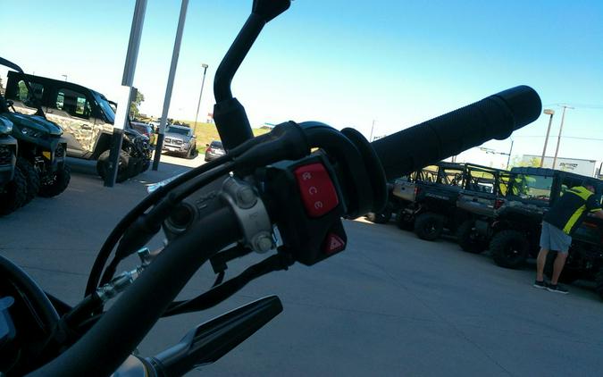 2025 Suzuki DR-Z4SM5