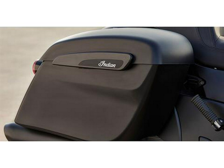 2021 Indian Motorcycle Springfield® Dark Horse®