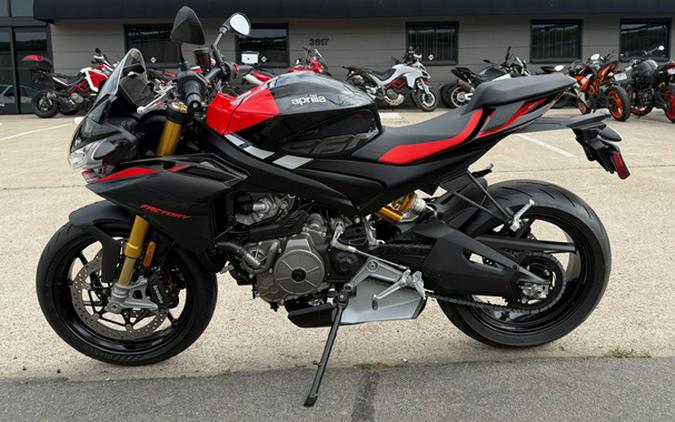 2026 Aprilia 660 TUONO Factory