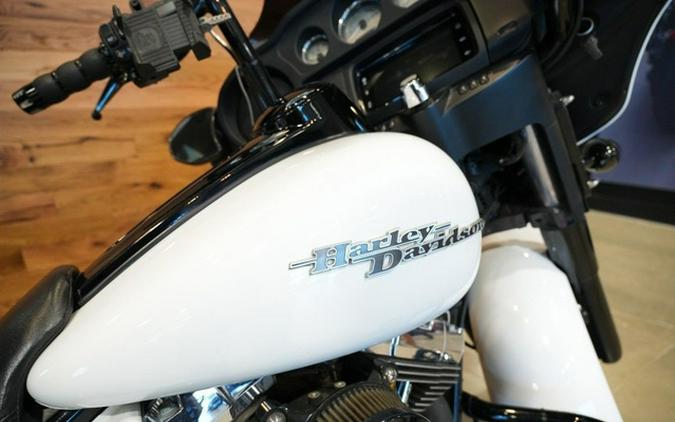 2016 Harley-Davidson Street Glide FLHX