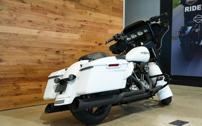 2016 Harley-Davidson Street Glide FLHX