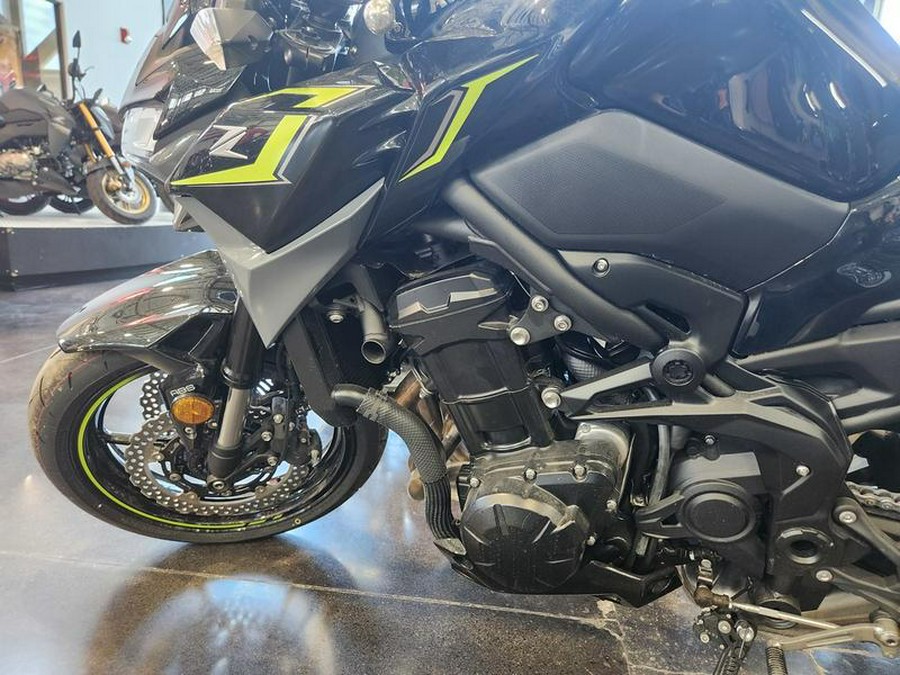 2024 Kawasaki Z900 SE ABS