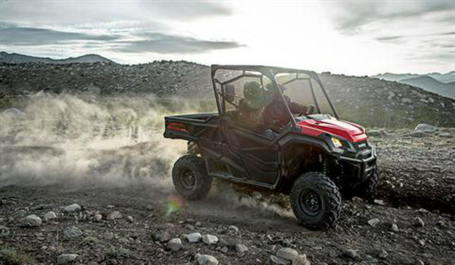 2018 Honda Pioneer 1000 LE