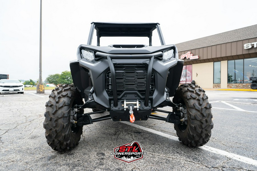 2025 Can-Am Commander XT 700