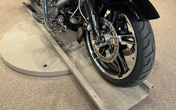 2006 Harley-Davidson® FLHX - Street Glide®