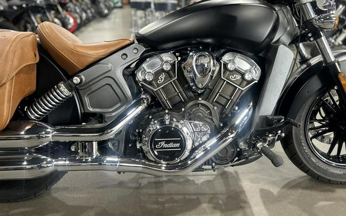 2015 Indian Motorcycle® Scout™ Thunder Black Smoke