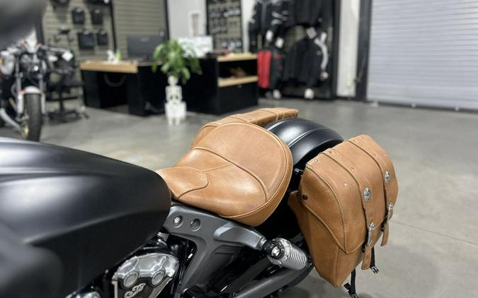 2015 Indian Motorcycle® Scout™ Thunder Black Smoke