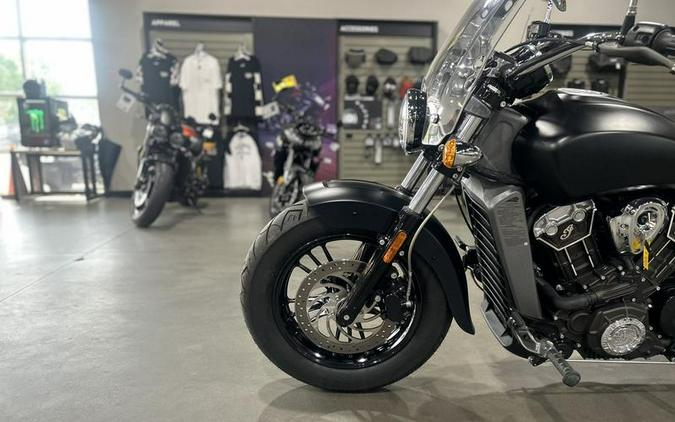 2015 Indian Motorcycle® Scout™ Thunder Black Smoke