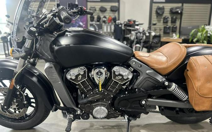 2015 Indian Motorcycle® Scout™ Thunder Black Smoke