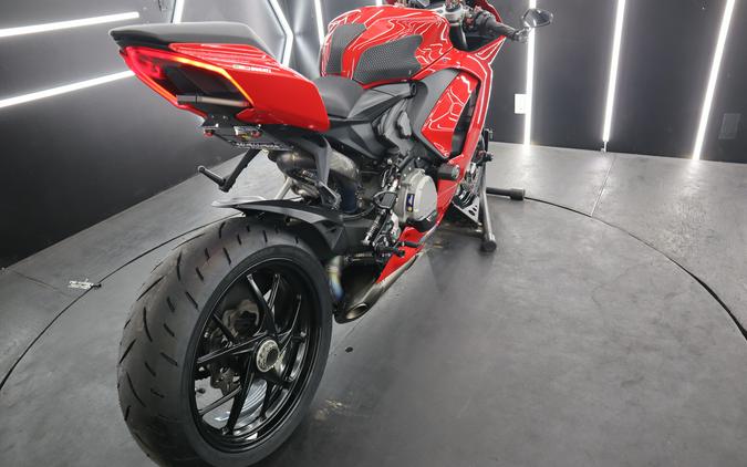 2021 Ducati Panigale V2