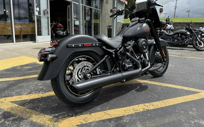 2026 Harley-Davidson® FLHD - Deadwood™