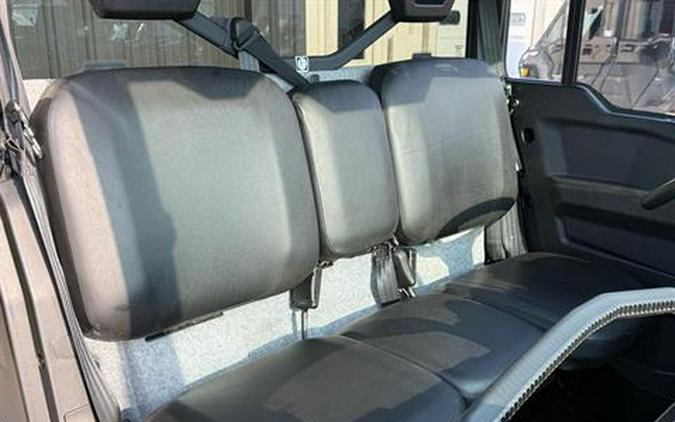 2025 Can-Am Defender DPS CAB