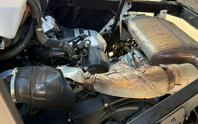2025 Can-Am Defender DPS CAB