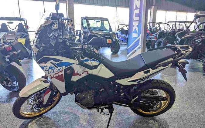2026 Honda Africa Twin Pearl White - 200361