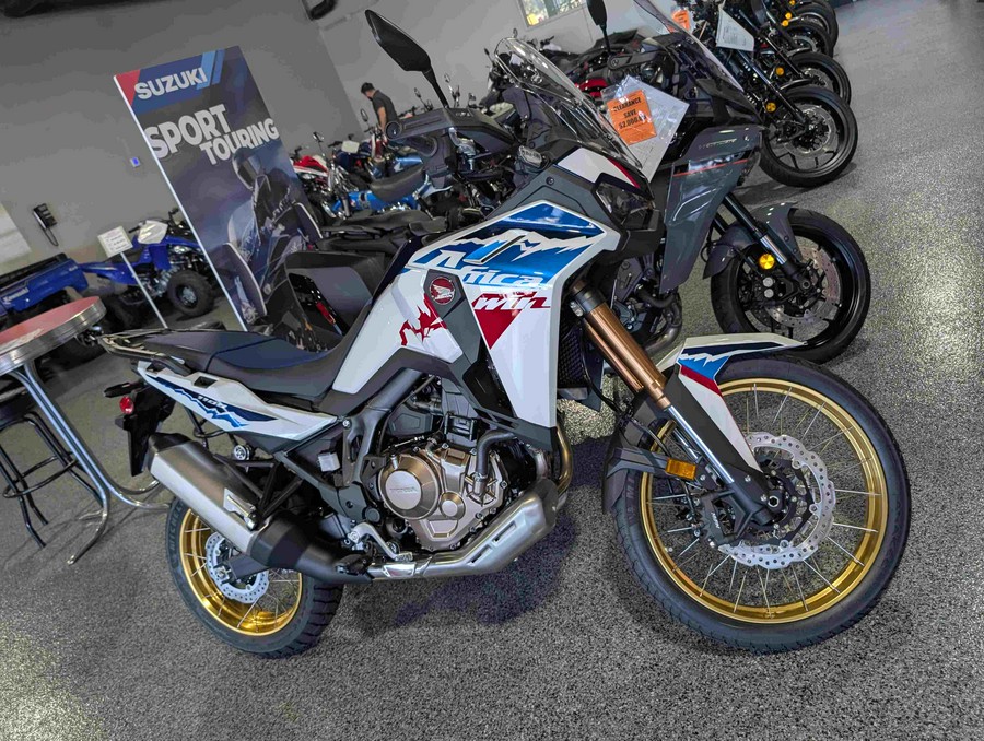 2026 Honda Africa Twin Pearl White - 200361