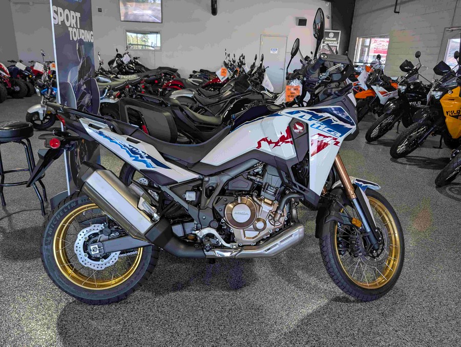 2026 Honda Africa Twin Pearl White - 200361