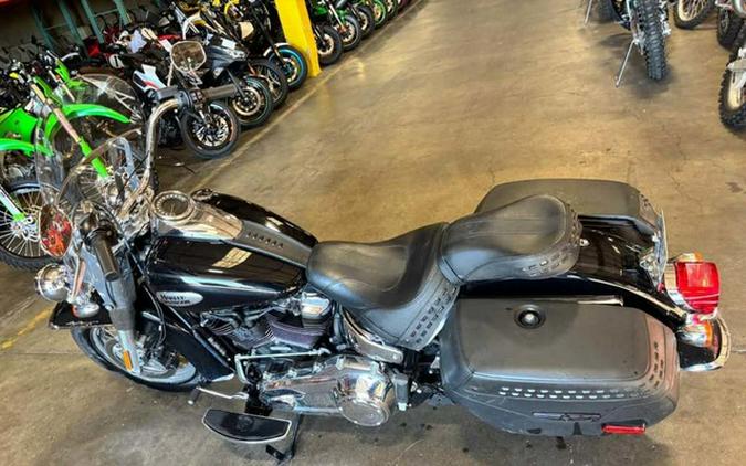 2023 Harley-Davidson Softail FLHCS - Heritage Classic