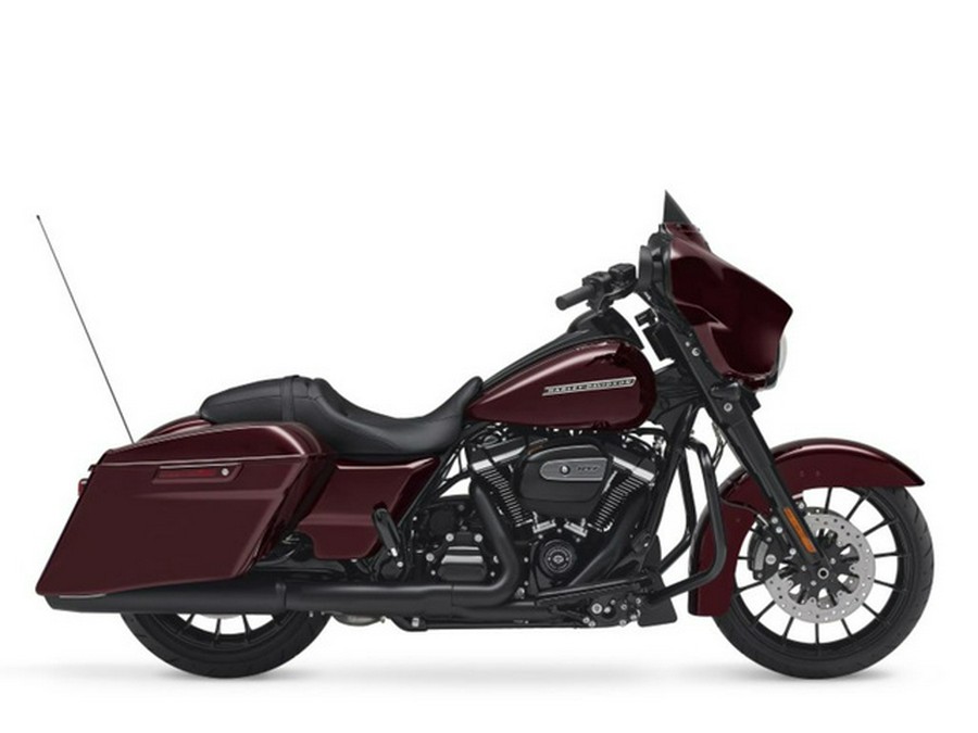 2018 Harley-Davidson Street Glide FLHXS - Special