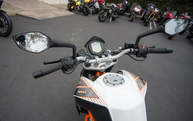2015 KTM Duke 390