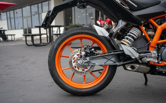 2015 KTM Duke 390