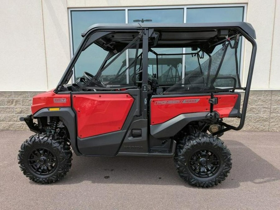 2026 Honda Pioneer 1000-5 Deluxe