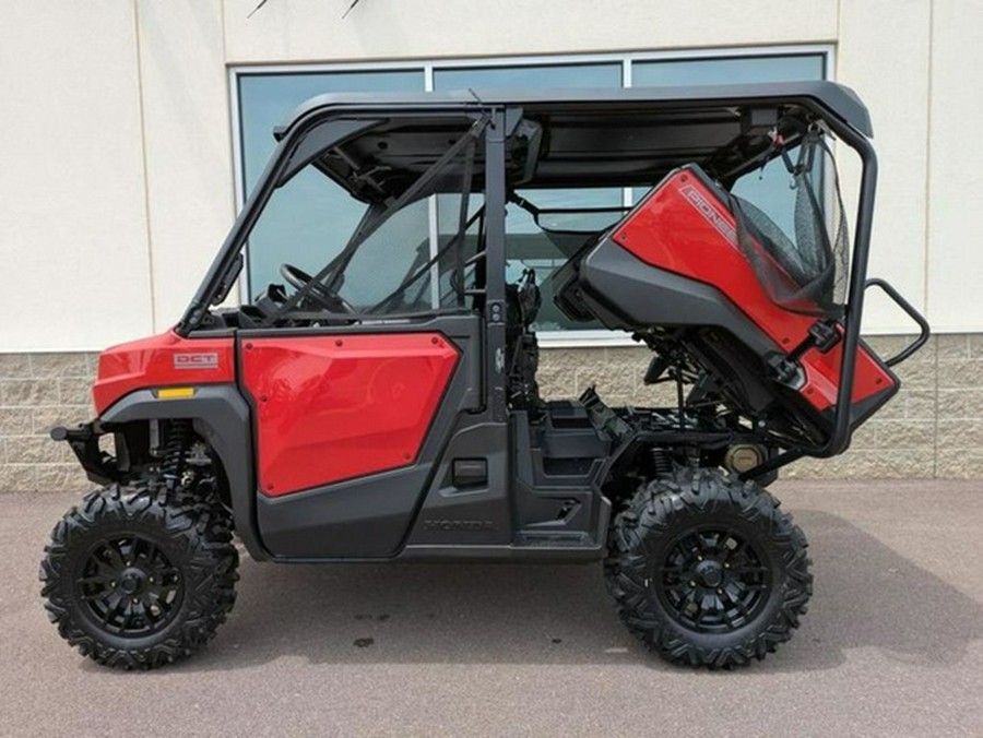 2026 Honda Pioneer 1000-5 Deluxe